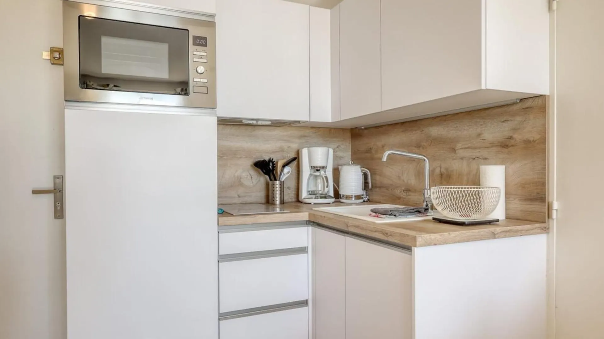 T2 200M From Lavandou Beach Classified 3 Le Lavandou
